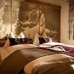 Апартаменты Naschberghof *